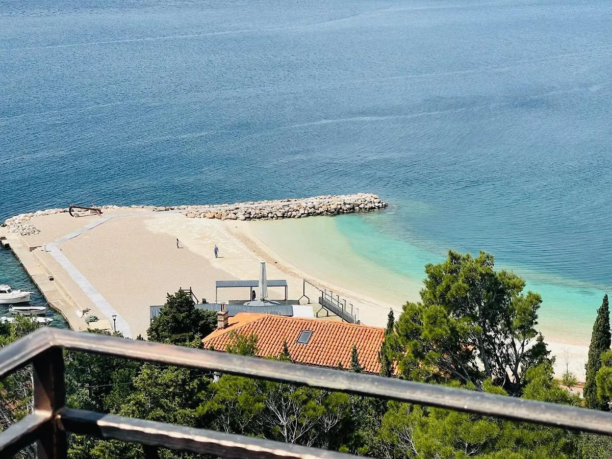 Apartments Villa Antonia Jadranovo