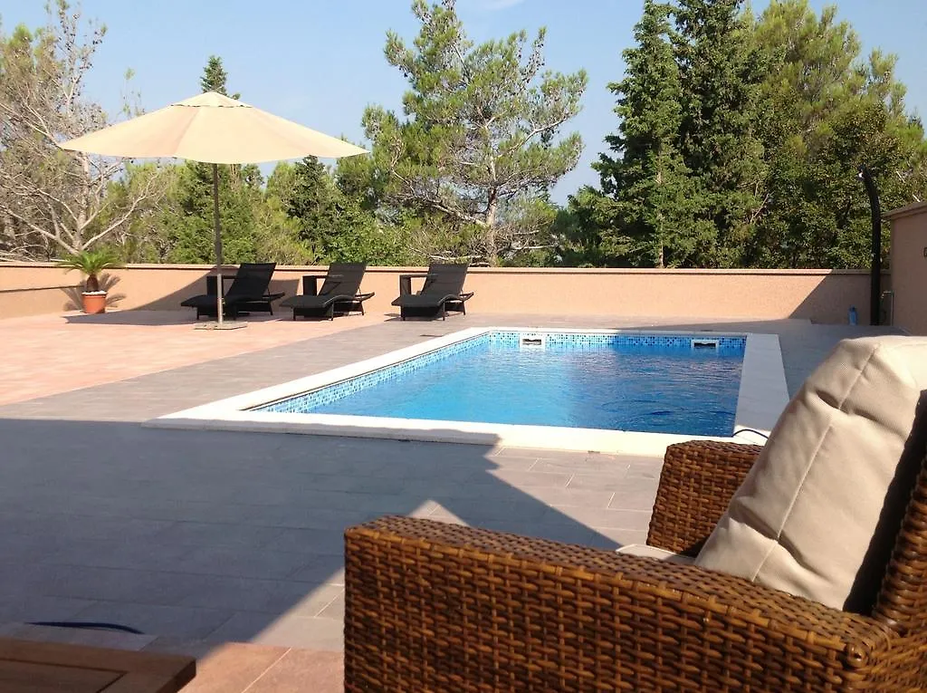 Apartments Villa Antonia Jadranovo